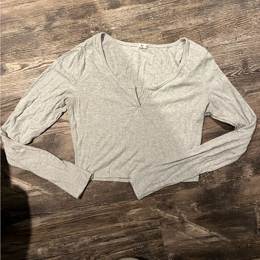 Long sleeve Garage Crop Top